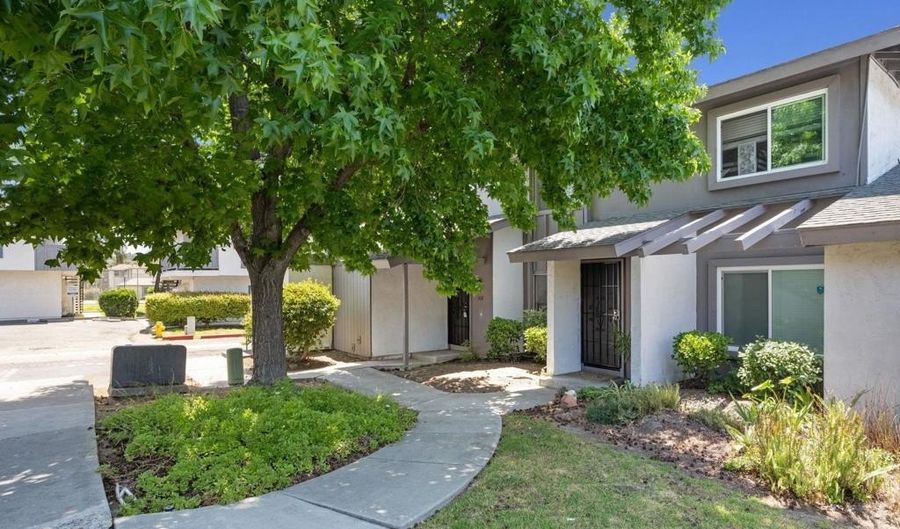 3418 Seabreeze Walk, Oceanside, CA 92056 - 2 Beds, 2 Bath