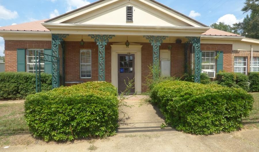 535 Pearl River Ave, McComb, MS 39648 - 0 Beds, 2 Bath