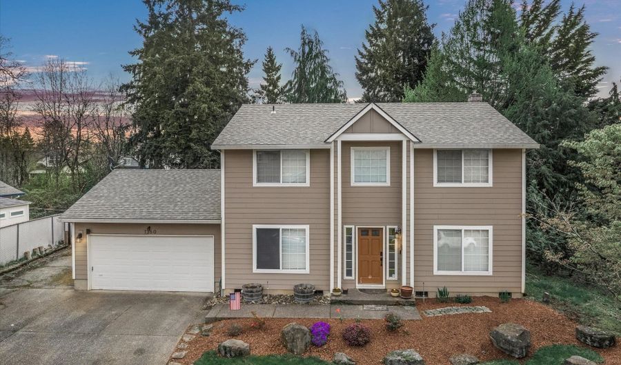 1360 CORNELL Ave, Gladstone, OR 97027 - 4 Beds, 3 Bath
