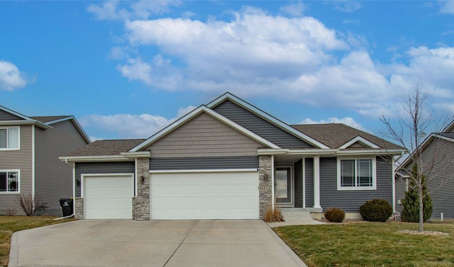 1110 Luther Dr, Adel, IA 50003 - 4 Beds, 3 Bath