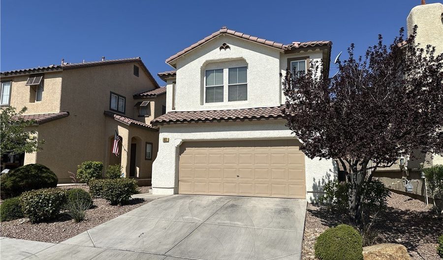 637 Lucky Pine St, Henderson, NV 89002 - 3 Beds, 3 Bath