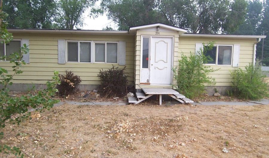 291 Jefferson St, American Falls, ID 83211 - 3 Beds, 2 Bath