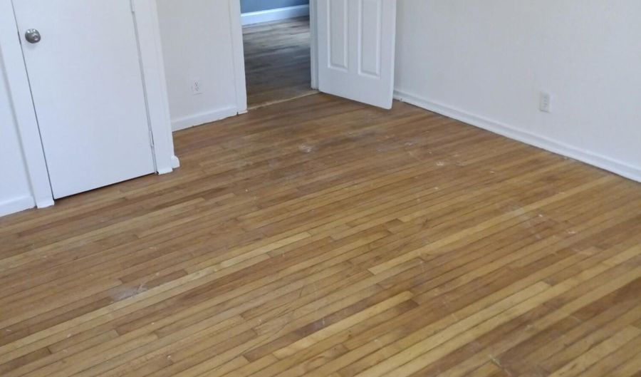 154 Ridge Ave, Asbury Park, NJ 07712 - 6 Beds, 2 Bath