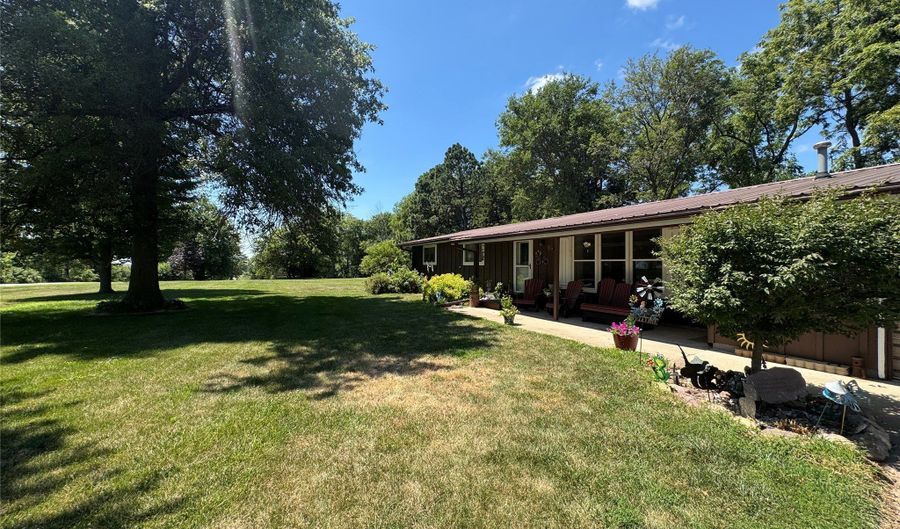 75348 Glendale Rd, Anita, IA 50020 - 3 Beds, 2 Bath