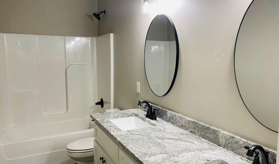 5104 Peace Ln, Alexander, AR 72002 - 5 Beds, 3 Bath