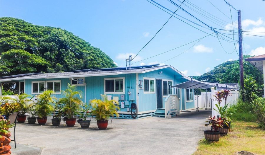 637 Manu Oo St A, Kailua, HI 96734 - 4 Beds, 3 Bath