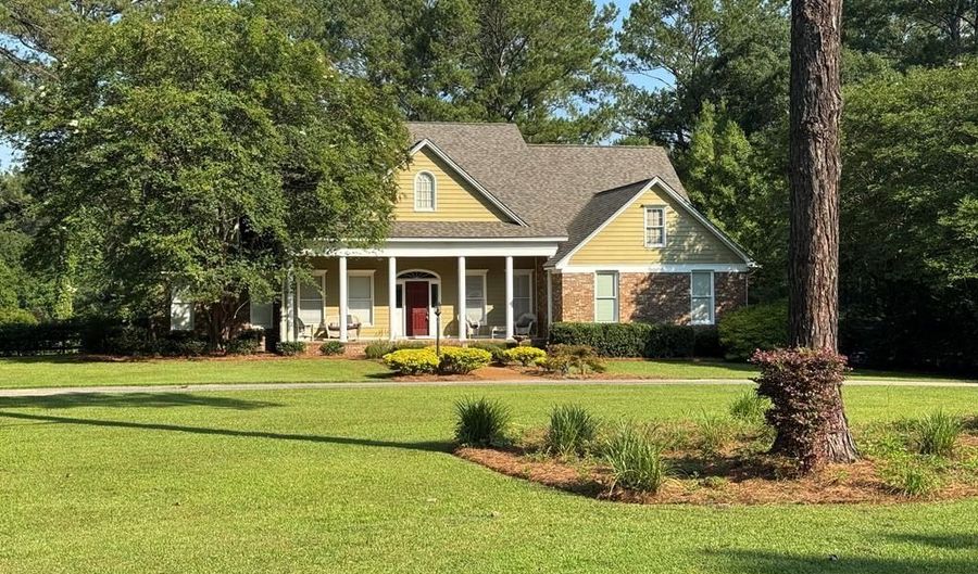 2451 Lake Douglas Rd, Bainbridge, GA 39819 - 3 Beds, 3 Bath
