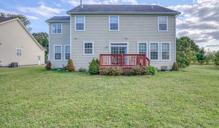 106 PONDS EDGE Ct, Felton, DE 19943 - 4 Beds, 4 Bath