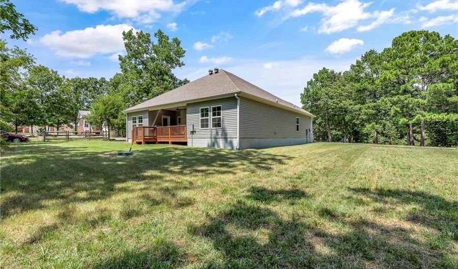 6 Shetland Dr, Bella Vista, AR 72715 - 2 Beds, 2 Bath