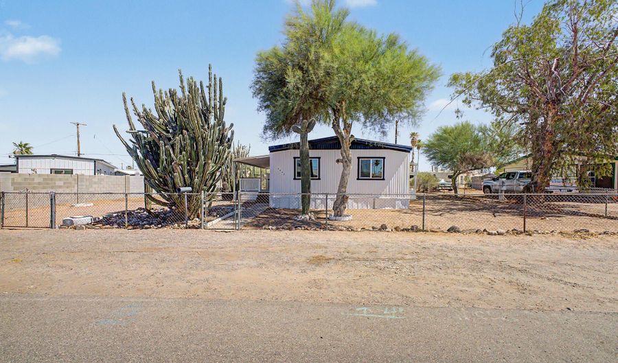 2592 W OHIO St, Apache Junction, AZ 85120 - 2 Beds, 2 Bath