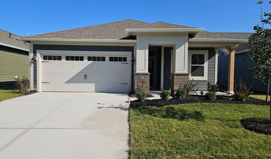 5316 Nettleton Way, Avon, IN 46123 - 2 Beds, 2 Bath