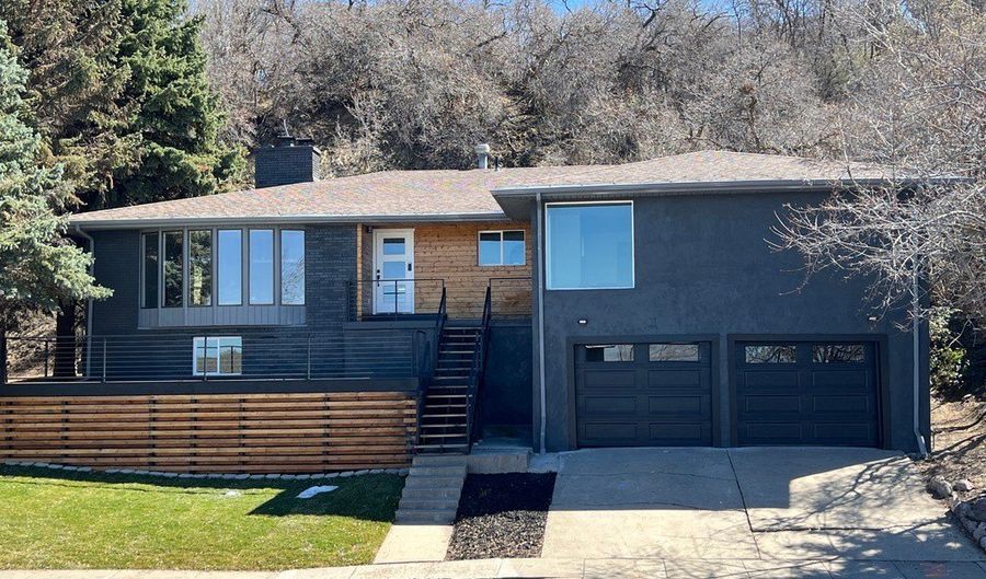 552 E CHELSEA Dr, Bountiful, UT 84010 - 6 Beds, 5 Bath