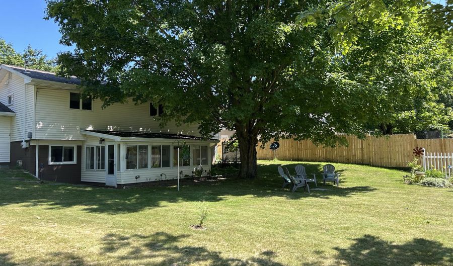 114 Colorado, Alpena, MI 49707 - 4 Beds, 2 Bath