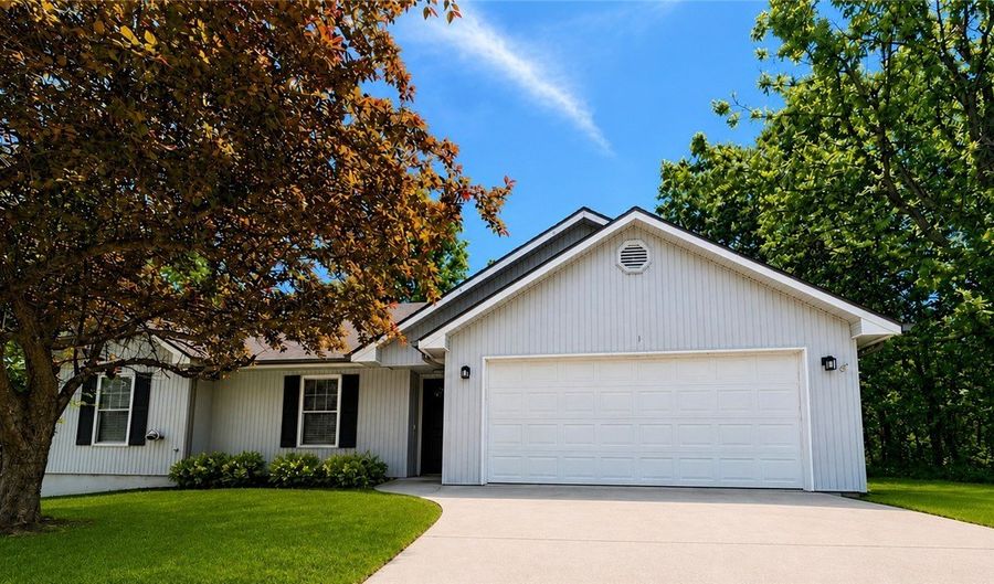 1 Mills Ln, Bella Vista, AR 72714 - 3 Beds, 2 Bath