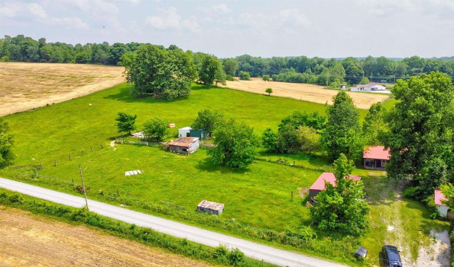 9469 W Sinclair Rd, Birdseye, IN 47513 - 4 Beds, 1 Bath
