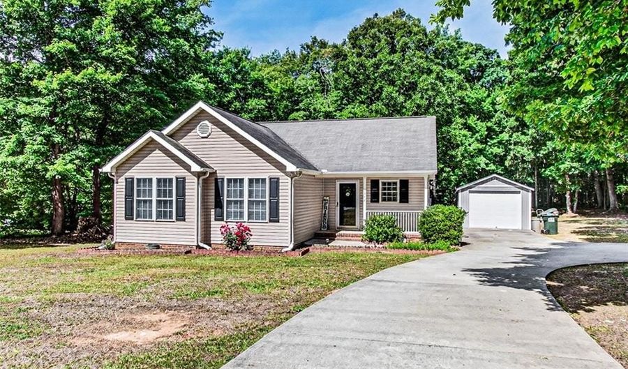 342 Iron Mountain Rd, Asheboro, NC 27205 - 3 Beds, 2 Bath