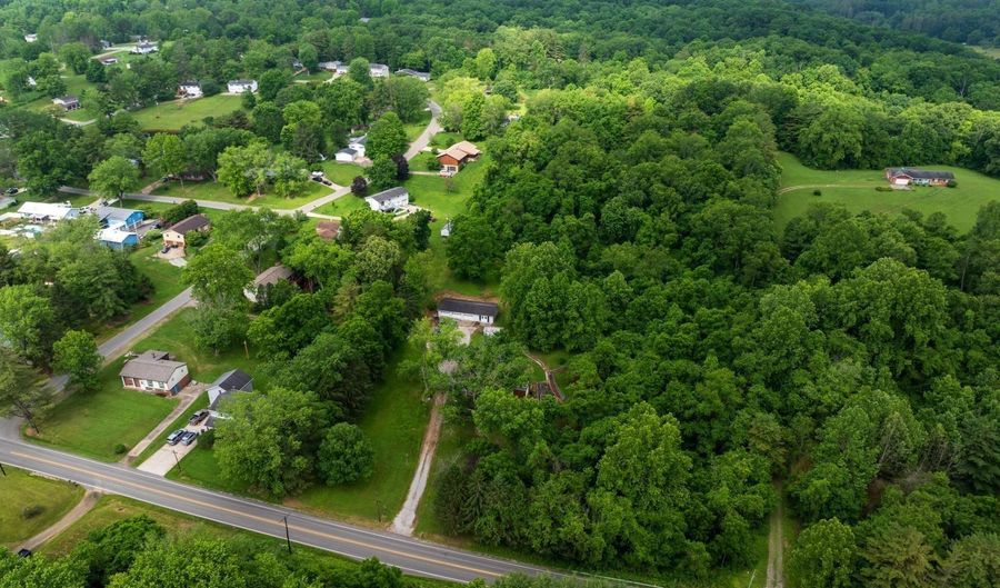 6475 Radford Rd, Athens, OH 45701 - 3 Beds, 3 Bath