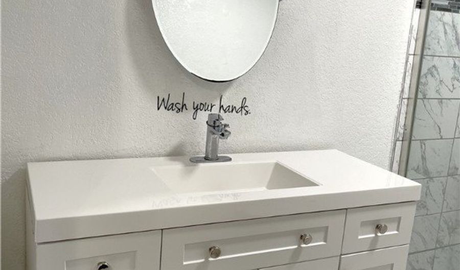 1140 Gresham, Alice, TX 78332 - 4 Beds, 1 Bath