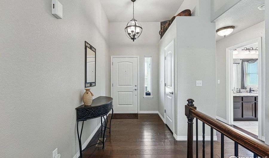 725 Canyonlands St, Berthoud, CO 80513 - 5 Beds, 3 Bath