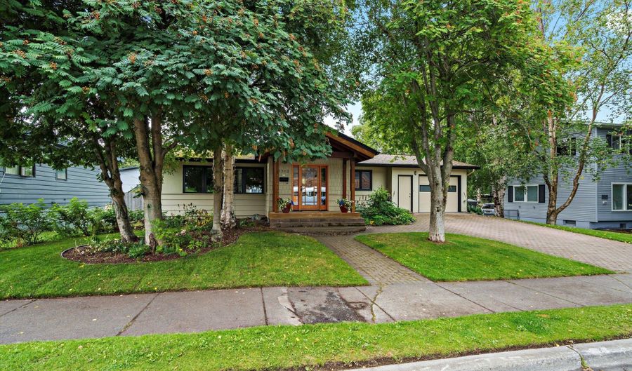 1312 W 15th Ave, Anchorage, AK 99501 - 4 Beds, 2 Bath