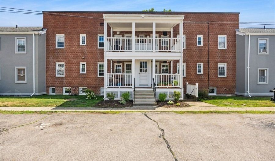 180 S Main St 20, Attleboro, MA 02703 - 2 Beds, 1 Bath