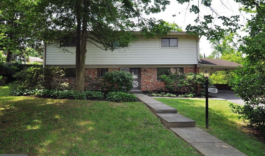 7024 RICHARD Dr, Bethesda, MD 20817 - 4 Beds, 3 Bath