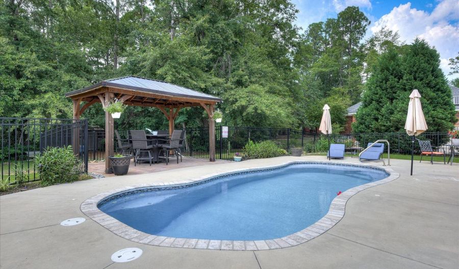 1251 Moultrie Dr, Aiken, SC 29803 - 5 Beds, 4 Bath
