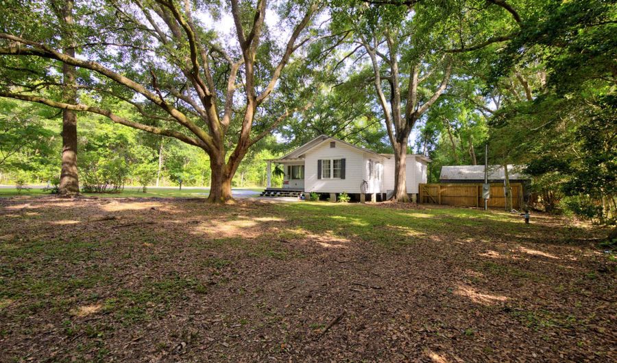 15264 Hudson Krohn Rd, Biloxi, MS 39532 - 2 Beds, 1 Bath