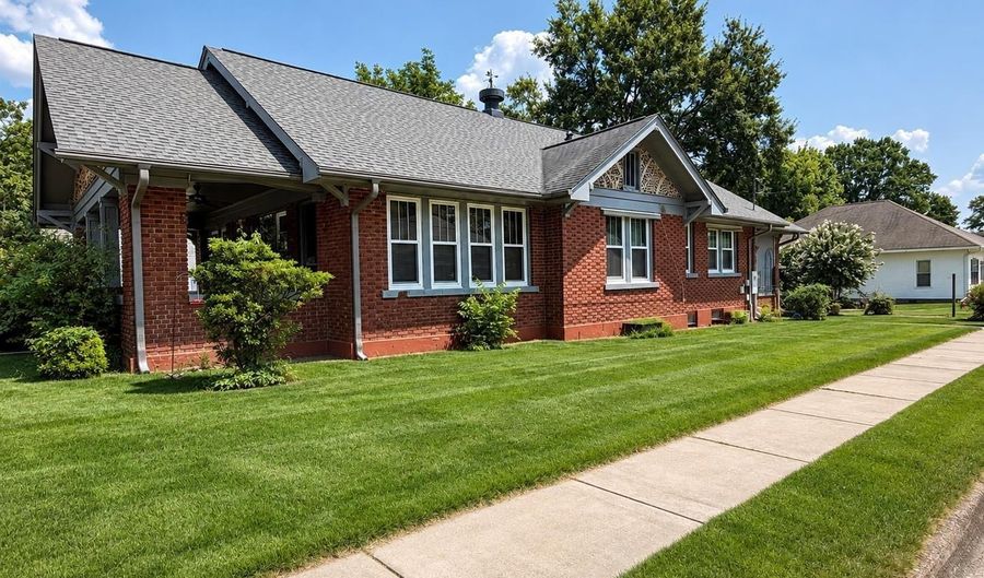325 Cherry St, Arkadelphia, AR 71923 - 3 Beds, 2 Bath