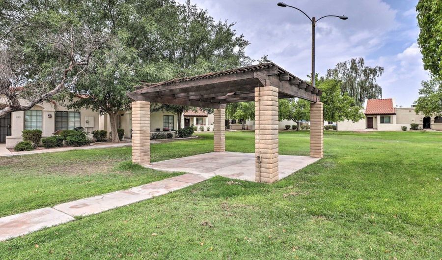 726 S NEBRASKA St 148, Chandler, AZ 85225 - 2 Beds, 2 Bath