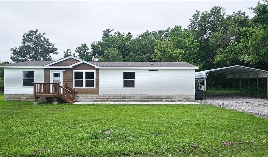 408 S Pine St, Arma, KS 66712 - 3 Beds, 2 Bath