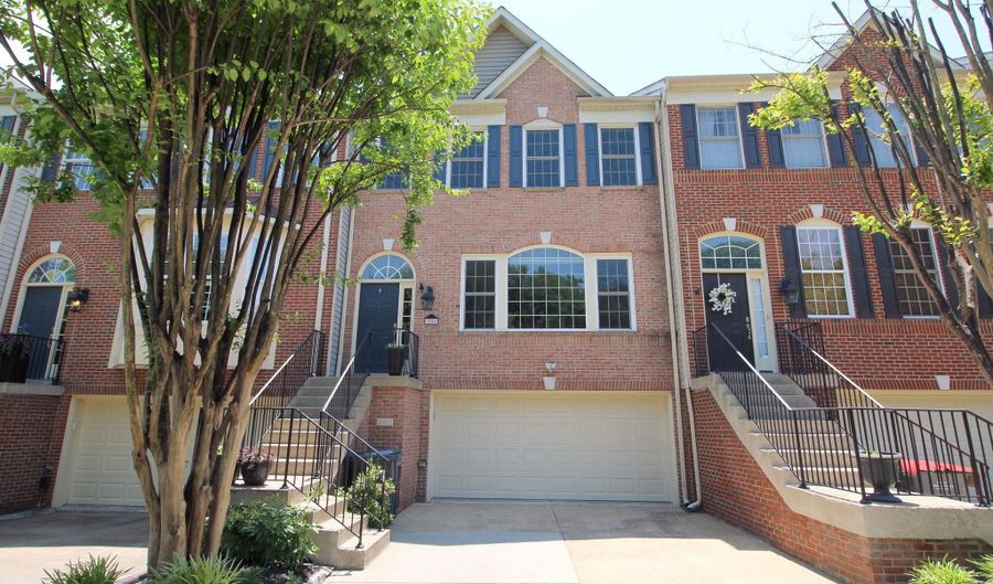 3800 ELMWOOD TOWNE Way, Alexandria, VA 22303 - 3 Beds, 4 Bath