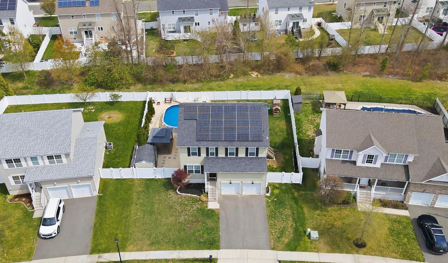 44 Bridle Path, Bayville, NJ 08721 - 4 Beds, 3 Bath