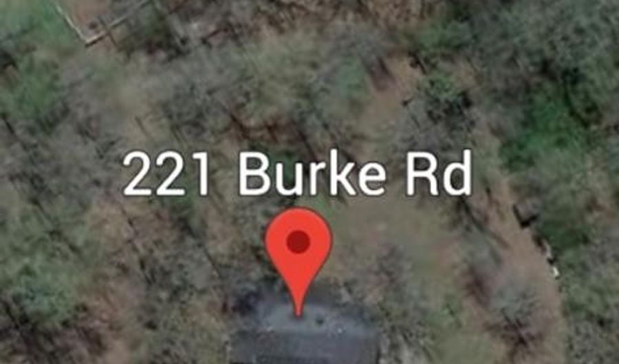 221 Burke Rd, Calhoun City, MS 38916 - 4 Beds, 3 Bath