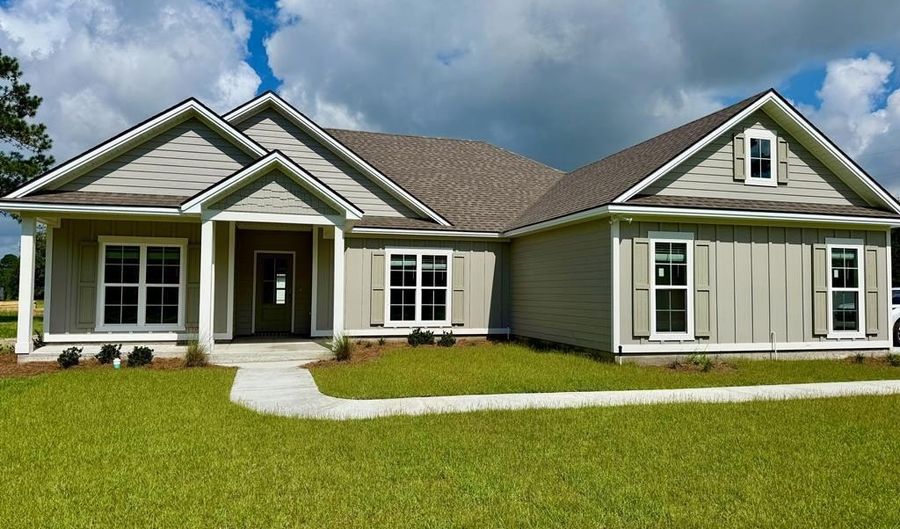 101 Orchid, Adel, GA 31620 - 4 Beds, 2 Bath