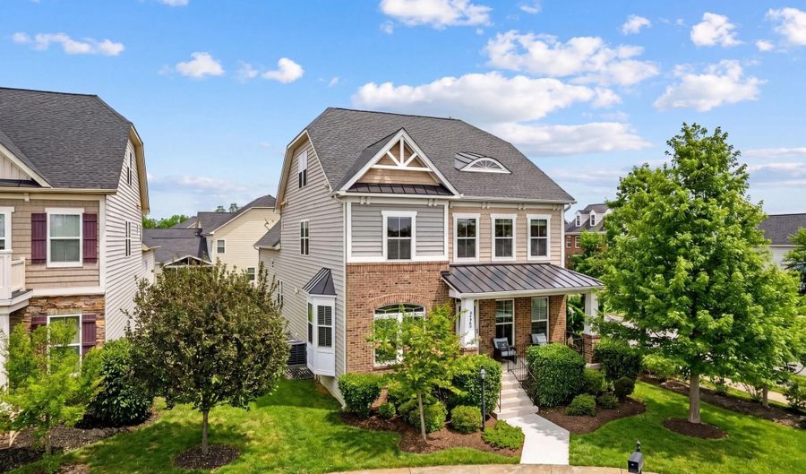 24960 MCNAIR Pl, Aldie, VA 20105 - 6 Beds, 6 Bath