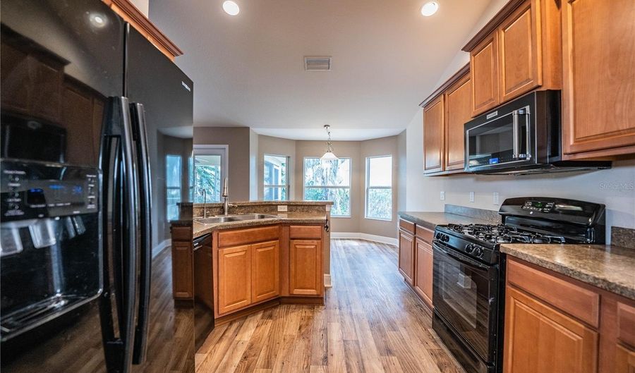 1631 TAYLOR LANDING Dr, Bartow, FL 33830 - 4 Beds, 2 Bath