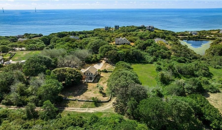 804 Mohegan Trl, Block Island, RI 02807 - 4 Beds, 4 Bath