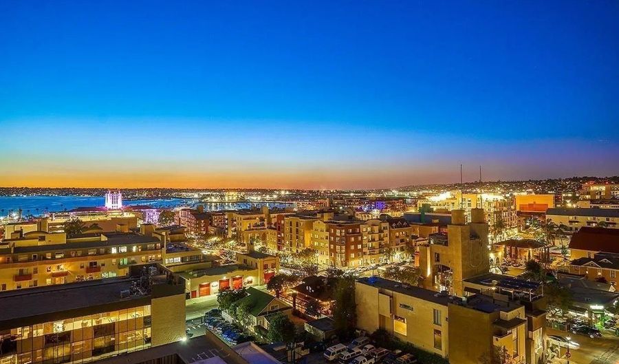 300 W Beech St 1003, San Diego, CA 92101 - 2 Beds, 2 Bath