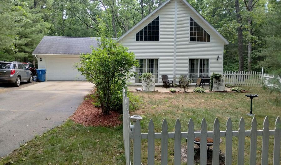4232 117th Ave, Allegan, MI 49010 - 3 Beds, 2 Bath