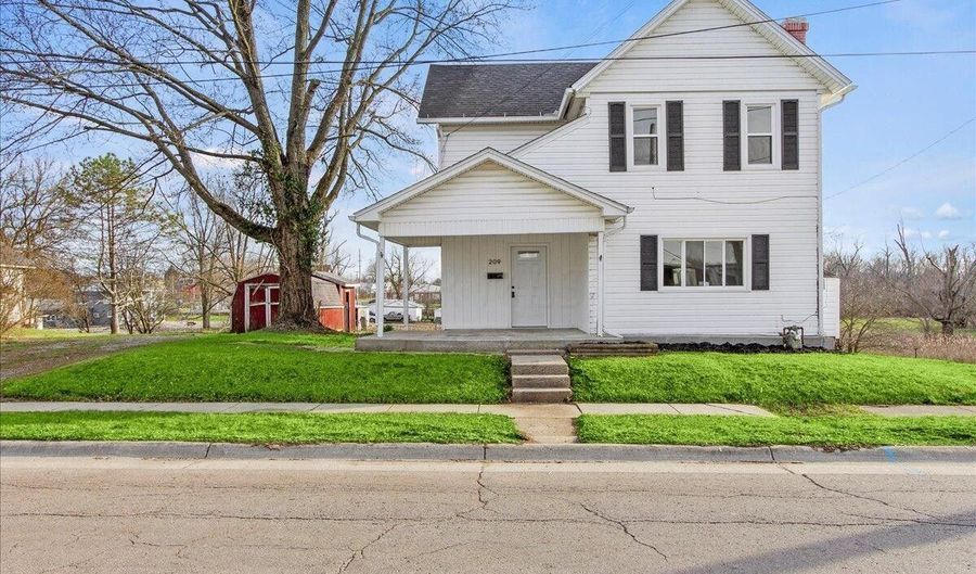 209 Carter Ave, Bellefontaine, OH 43311 - 3 Beds, 1 Bath