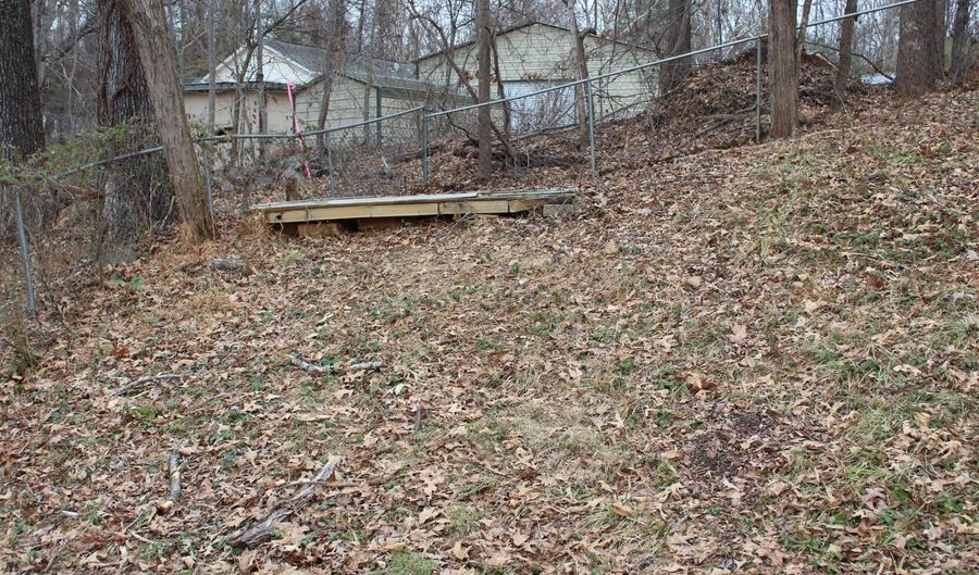 158 Walnut St, Amherst, VA 24521 - 3 Beds, 2 Bath