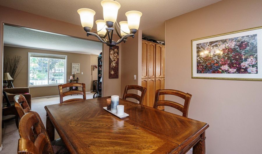 1720 NE 12TH St, Battle Ground, WA 98604 - 4 Beds, 3 Bath