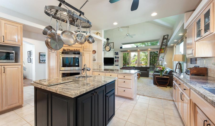 971 Fieldgate Way, Gardnerville, NV 89460 - 3 Beds, 4 Bath