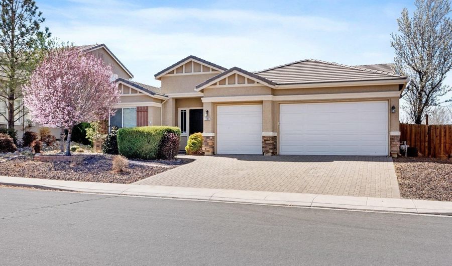 1194 Jasmine Ln, Fernley, NV 89408 - 3 Beds, 2 Bath