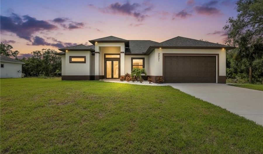 2221 Robert, Alva, FL 33920 - 4 Beds, 2 Bath