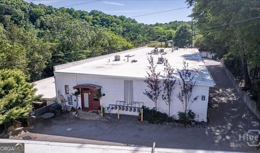 585 White Cir 402, Athens, GA 30605 - 0 Beds, 2 Bath