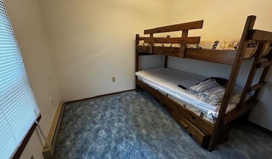 38 Lindbergh Cir, Albrightsville, PA 18210 - 3 Beds, 2 Bath