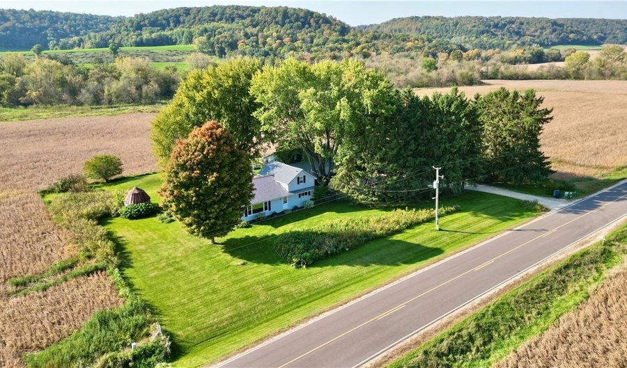 W8539 County Road Z, Arkansaw, WI 54721 - 4 Beds, 1 Bath