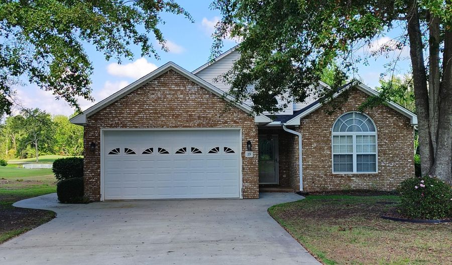 29 Lake Arbu Dr, Manning, SC 29102 - 3 Beds, 2 Bath